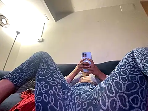 Iceblanca online show from 12-13-25, 11:21