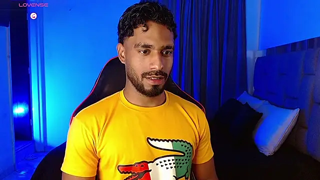 Snapshot of Christian_thor chatting on 11-29-25, 03:31 Christian thor online show from 11-29-25, 03:31