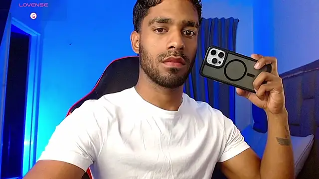 Snapshot of Christian_thor chatting on 03-19-26, 03:32 Christian thor online show from 03-19-26, 03:32