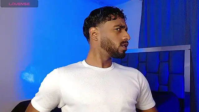 Snapshot of Christian_thor chatting on 04-11-26, 04:28 Christian thor online show from 04-11-26, 04:28