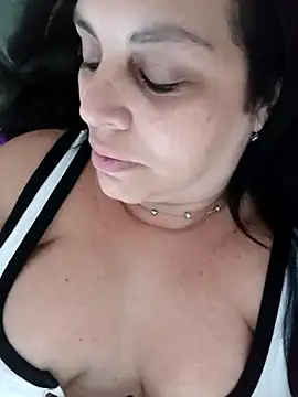 Snapshot of CRUELLAXX chatting on 01-29-25, 09:44 CRUELLAXX online show from 01-29-25, 09:44