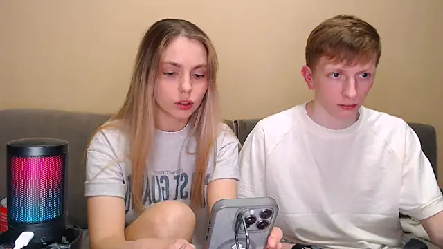 juliaanddima online show from 02-15-26, 10:17