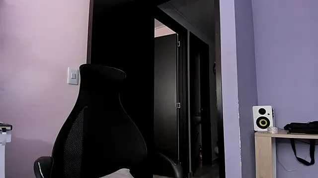 Snapshot of Room312_ chatting on 05-02-26, 03:17 Room312 online show from 05-02-26, 03:17
