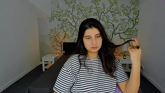 Linda EX online show from 02-07-25, 11:56