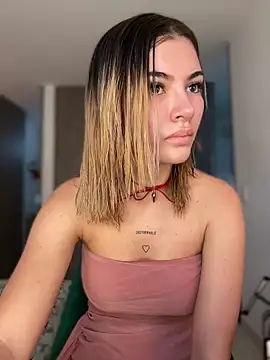 Your Honeey online show from 12-19-24, 09:38