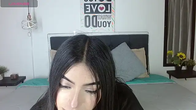 eva six online show from 10-07-25, 05:43