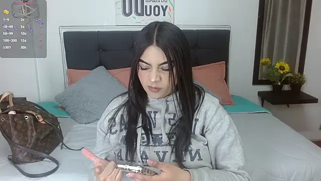 eva six online show from 10-08-25, 07:22