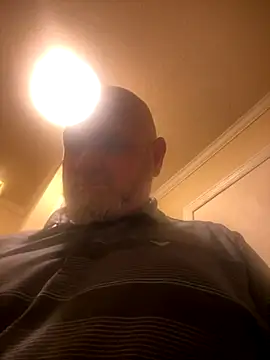 Snapshot of mrscum4u chatting on 11-28-25, 05:54 mrscum4u online show from 11-28-25, 05:54