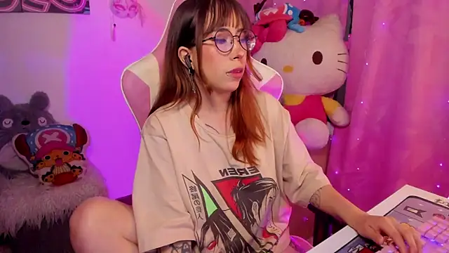 Waifu Aika online show from 10-22-25, 08:52