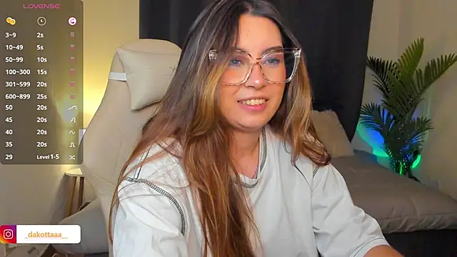 dakottaa  online show from 03-06-26, 11:34