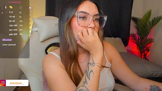 dakottaa  online show from 03-30-26, 11:39