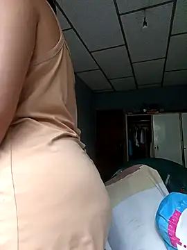 Snapshot of DanelyLopez chatting on 03-31-26, 10:32 DanelyLopez online show from 03-31-26, 10:32