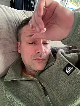 Snapshot of Adis1984Ger chatting on 03-21-26, 04:54 Adis1984Ger online show from 03-21-26, 04:54