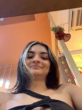 Snapshot of Cat2525 chatting on 12-19-25, 08:27 Cat2525 online show from 12-19-25, 08:27