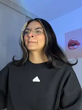 Snapshot of Cat2525 chatting on 02-20-26, 01:57 Cat2525 online show from 02-20-26, 01:57