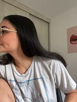 Snapshot of Cat2525 chatting on 02-23-26, 09:01 Cat2525 online show from 02-23-26, 09:01