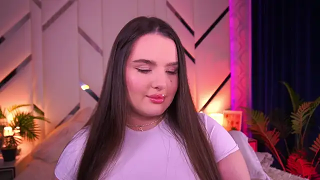 CuteAmberr online show from 10-30-25, 12:34