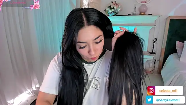 Snapshot of scarlet_miller1 chatting on 01-16-25, 06:06 scarlet miller1 online show from 01-16-25, 06:06