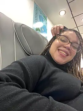 QueenNuttCollector online show from 01-17-25, 10:12