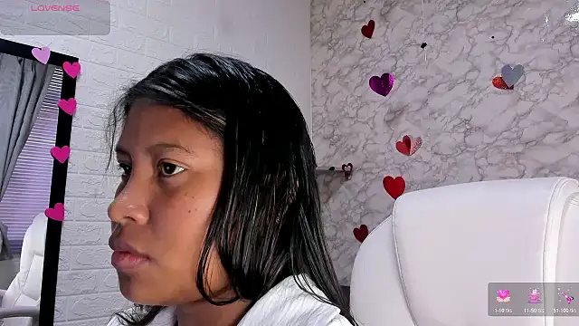 lunahot  07 online show from 02-20-25, 12:25