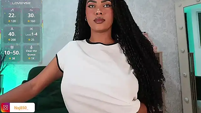 HOTBLACKANDWHITE2 online show from 03-16-26, 03:34