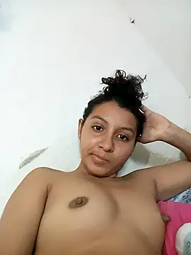 SiraJones-13 online show from 11-20-25, 04:51