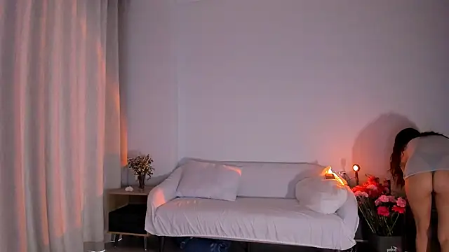 kawaii mia online show from 12-27-24, 01:53