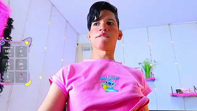 Ariel Femboy  online show from 09-12-25, 03:28