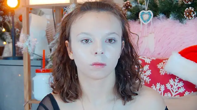 ElisabethDavis online show from 12-22-25, 03:20