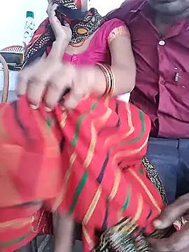 Snapshot of Rani019 chatting on 11-18-25, 04:17 Rani019 online show from 11-18-25, 04:17