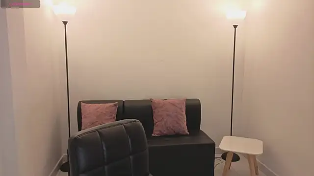 camiilaa1 online show from 04-16-26, 02:01