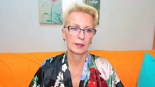 iamyourdream89 online show from 09-12-25, 05:46