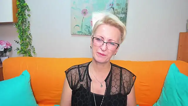 iamyourdream89 online show from 10-15-25, 01:55