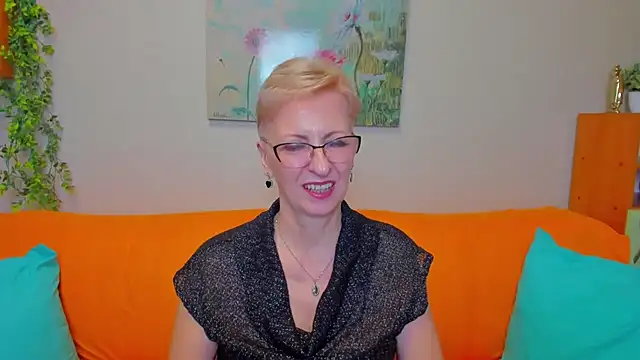 iamyourdream89 online show from 04-02-26, 01:09