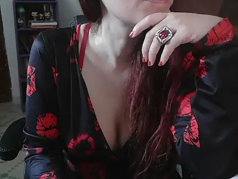 norahrosss online show from 05-24-26, 06:40