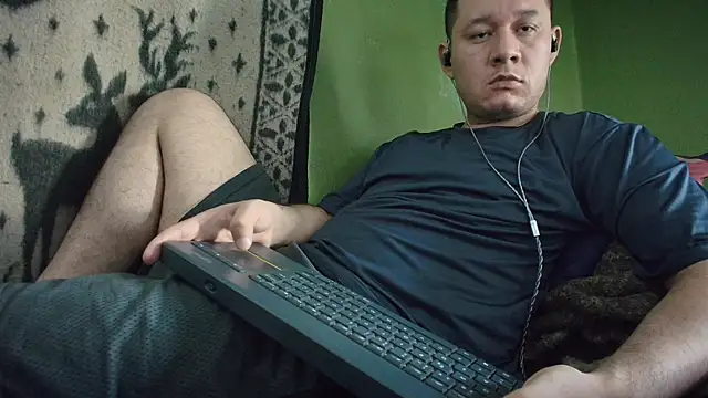 sweet cock28 online show from 05-19-26, 03:18