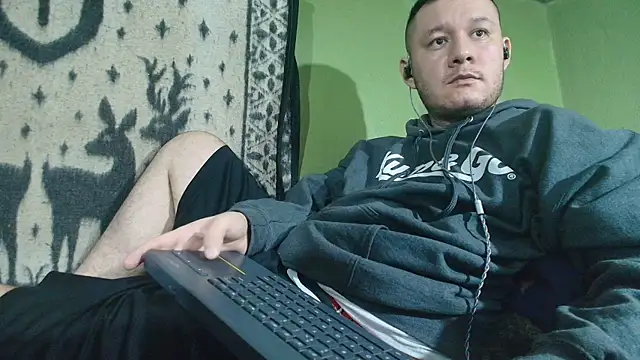 Snapshot of sweet_cock28 chatting on 07-05-26, 02:02 sweet cock28 online show from 07-05-26, 02:02