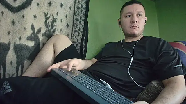 Snapshot of sweet_cock28 chatting on 07-09-26, 03:38 sweet cock28 online show from 07-09-26, 03:38