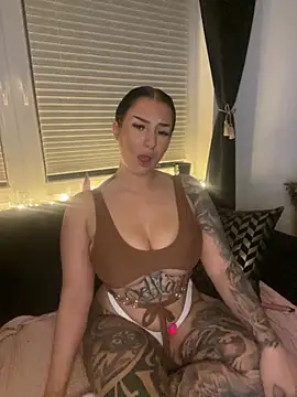 Mia-Bremer online show from 01-08-25, 11:09