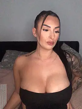 Mia-Bremer online show from 11-08-25, 09:53