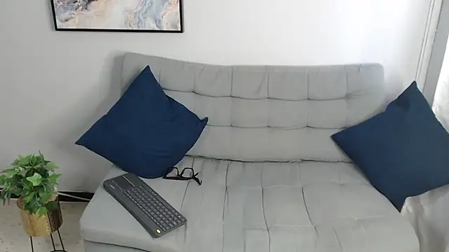 Snapshot of Amber_Etan chatting on 09-22-25, 03:36 Amber Etan online show from 09-22-25, 03:36