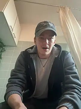 Toyjungee online show from 12-26-24, 03:10