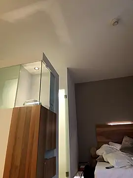 Toyjungee online show from 01-14-26, 09:04