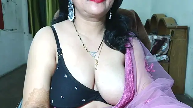 Snapshot of Cute_Mahi22 chatting on 03-27-26, 05:56 Cute Mahi22 online show from 03-27-26, 05:56
