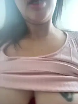 Sarahkhaalifa online show from 05-19-26, 08:20