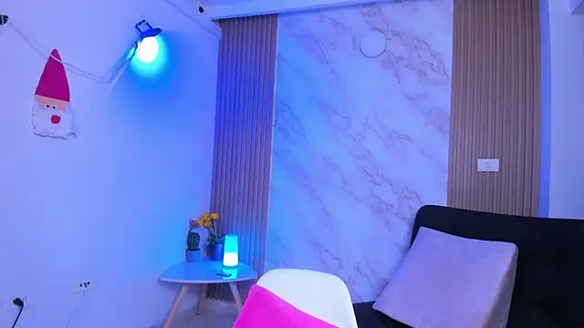 Snapshot of Megan_blue7 chatting on 02-09-25, 02:50 Megan blue7 online show from 02-09-25, 02:50