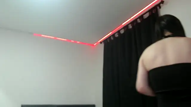 dolcemacca online show from 02-22-25, 01:33