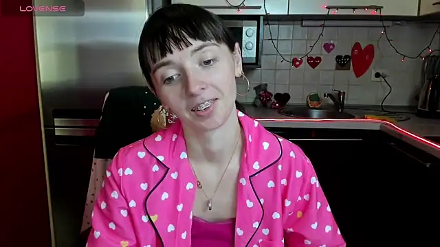 TayanaJons online show from 02-12-25, 10:56