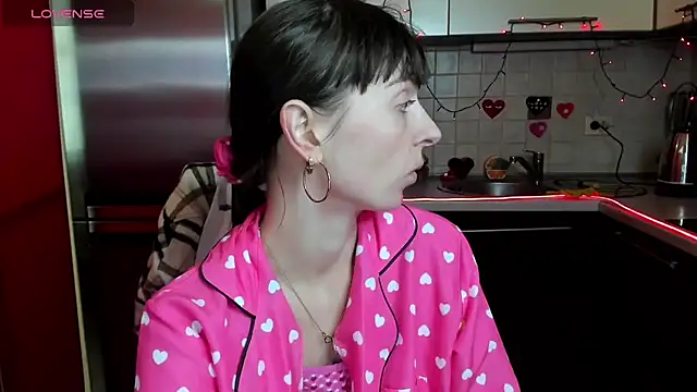 TayanaJons online show from 02-17-25, 10:51