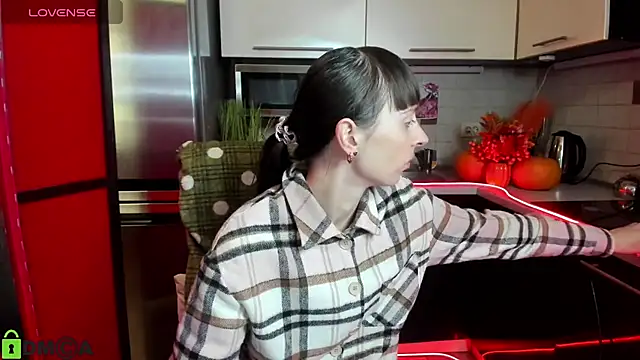 TayanaJons online show from 10-03-25, 07:05